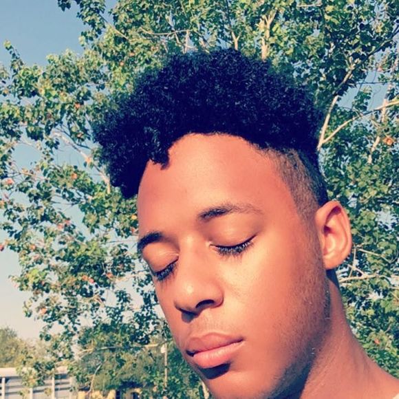 Meet your Posher, Aaron - Picture 1 of 1